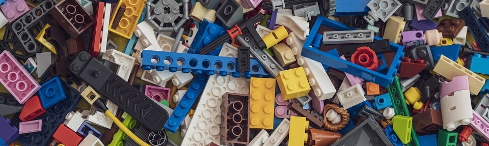 Viele bunte Legosteine